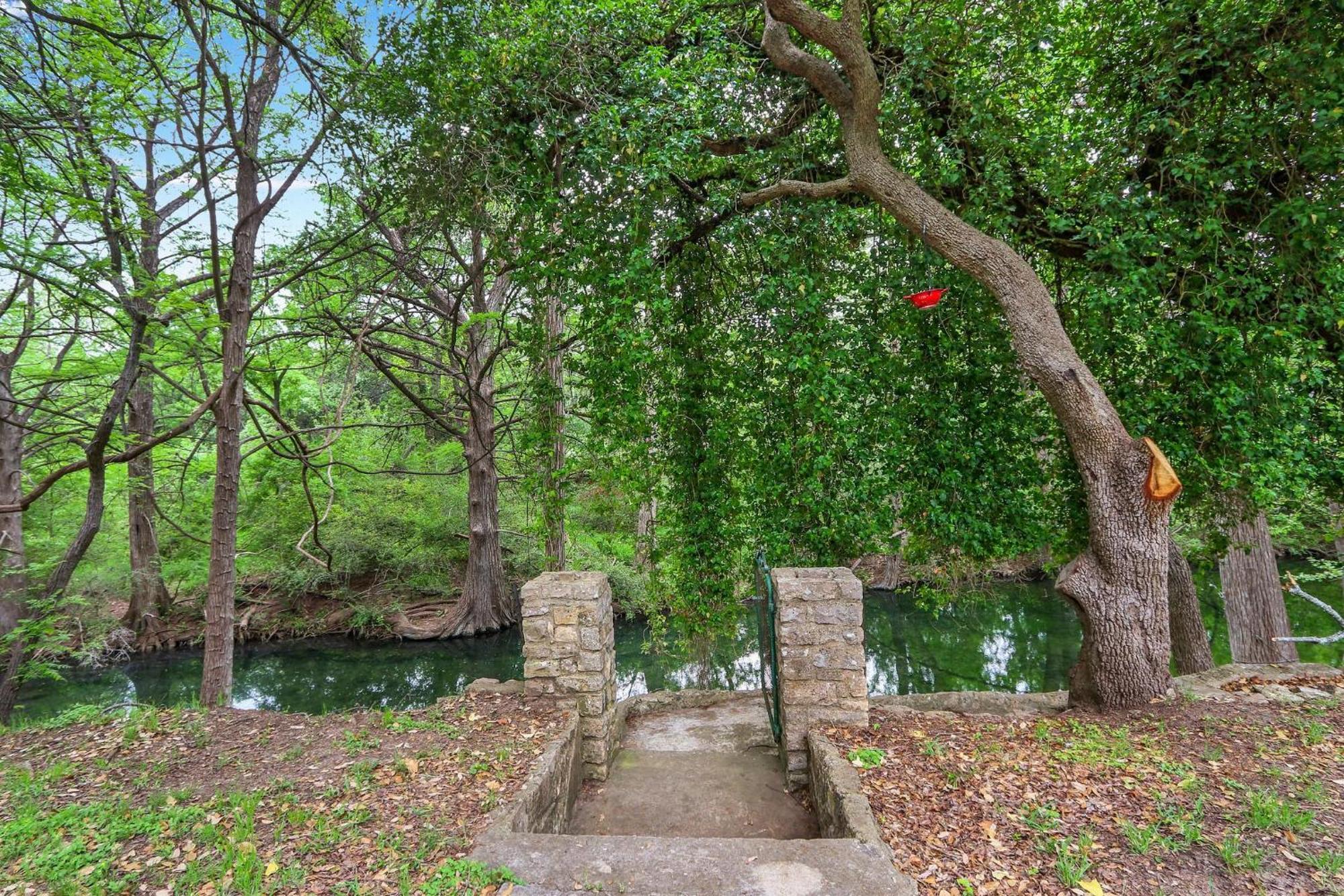 Villa Rock House On Cypress Creek Wimberley Exterior foto